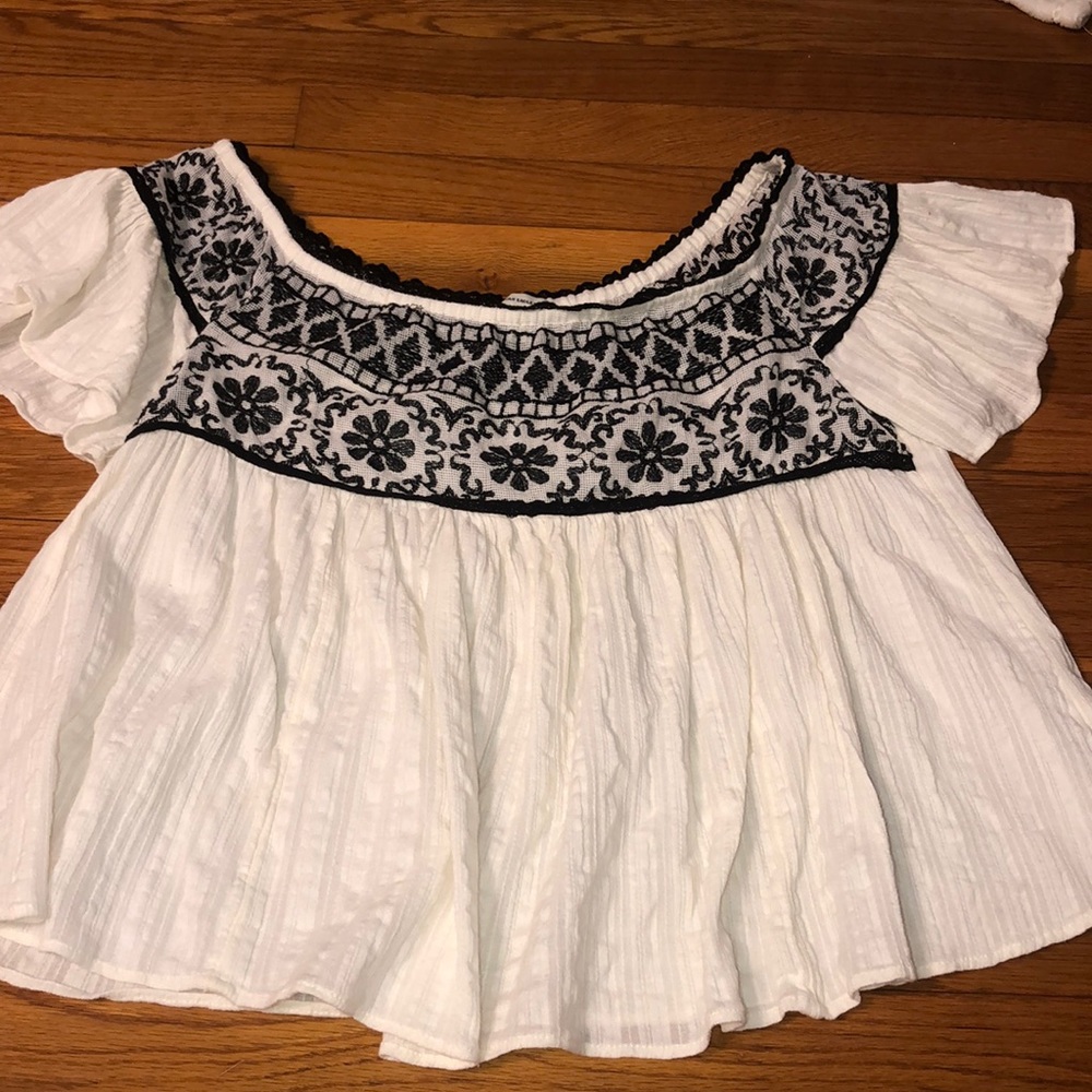 AE off the shoulder top